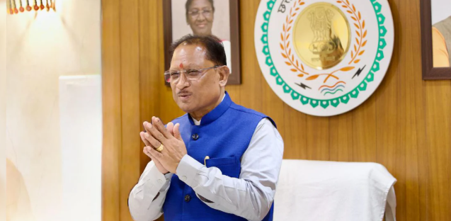 Chhattisgarh News - CM विष्णुदेव साय द्वारा दीनदयाल उपाध्याय भूमिहीन कृषि मजदूर कल्याण योजना के तहत 4.95 लाख हितग्राहियों को 495 करोड़ रुपये का वितरण