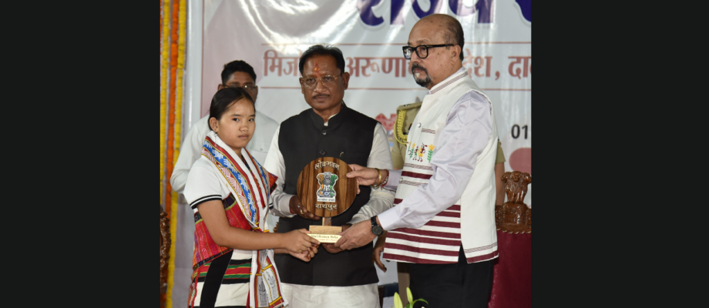 Chhattisgarh News – Governor Ramen Deka and CM Vishnu Dev Sai at Ek Bharat Shrestha Bharat 7 States Foundation Day Lokbhavan Raipur 2026