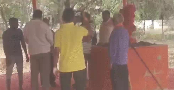 Bhilai News - Hanuman Jayanti Murti Vivad Nagar Nigam Garden Supela Thana