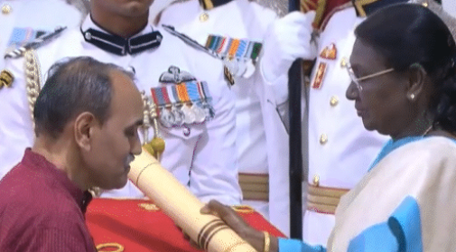 Padma Awards 2026 में सम्मानित डॉ. रामचंद्र और डॉ. सुनीता गोडबोले