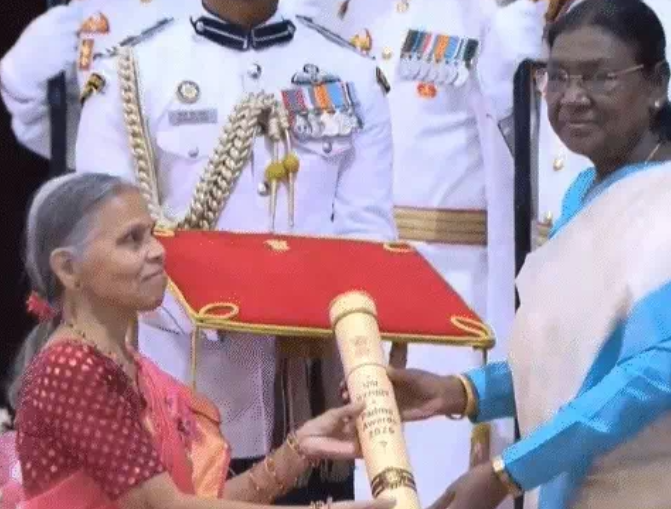 Padma Awards 2026 में सम्मानित डॉ. रामचंद्र और डॉ. सुनीता गोडबोले